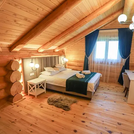 Villa Pensiunea Izabella, Izabella *